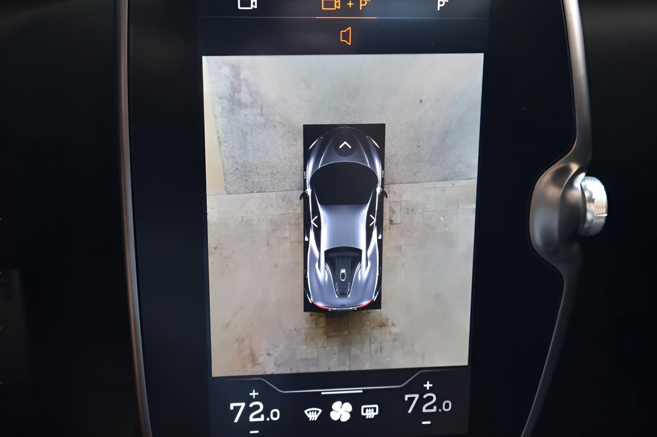 New 2026 McLaren Artura image 22