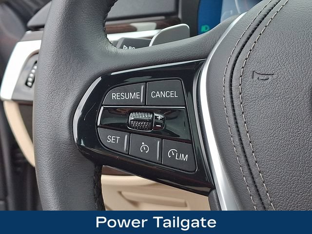 Used 2023 BMW 540i xDrive w/ Premium Package AWD/4WD image 7