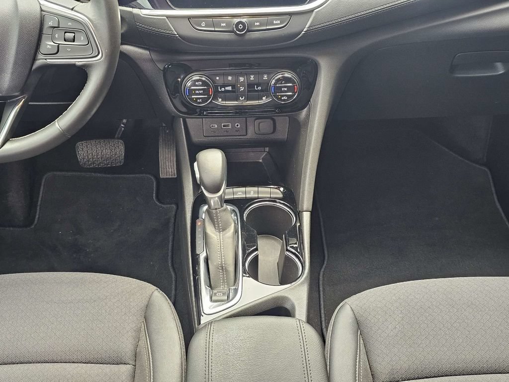 Used 2023 Buick Encore GX Select FWD image 19