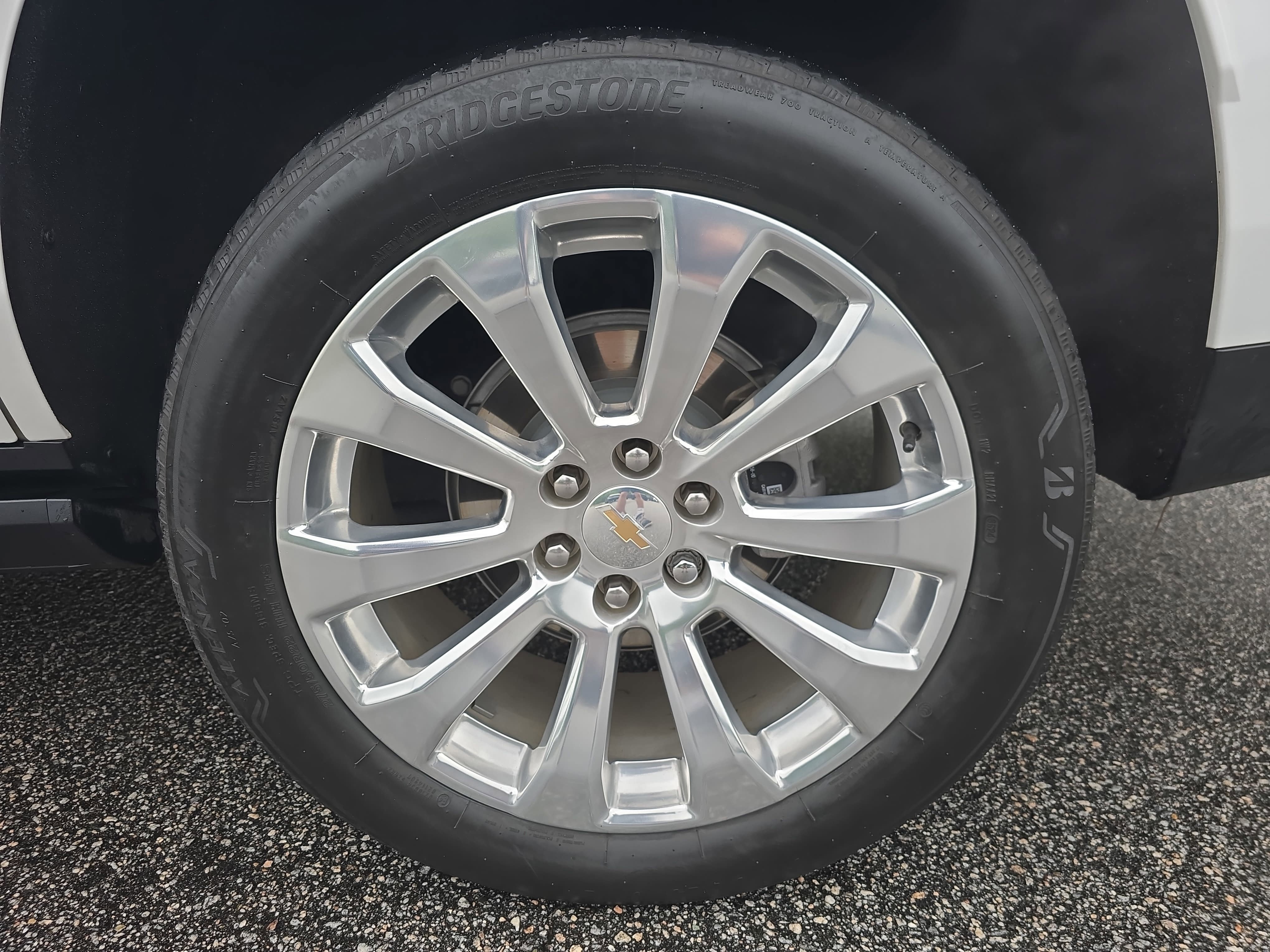 Used 2024 Chevrolet Tahoe Premier AWD/4WD image 34