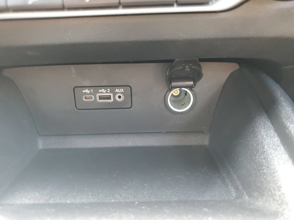 Used 2025 Nissan Altima 2.5 SV AWD/4WD image 23