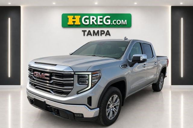 Used 2025 GMC Sierra 1500 SLT RWD image 4