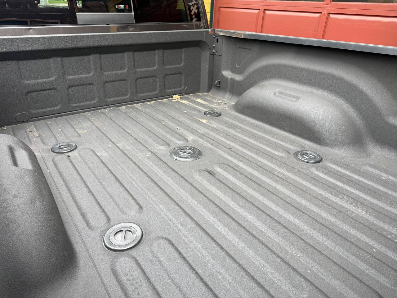 Used 2018 RAM 2500 Limited AWD/4WD image 9