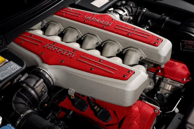 Used 2010 Ferrari 599 GTB Fiorano RWD image 17