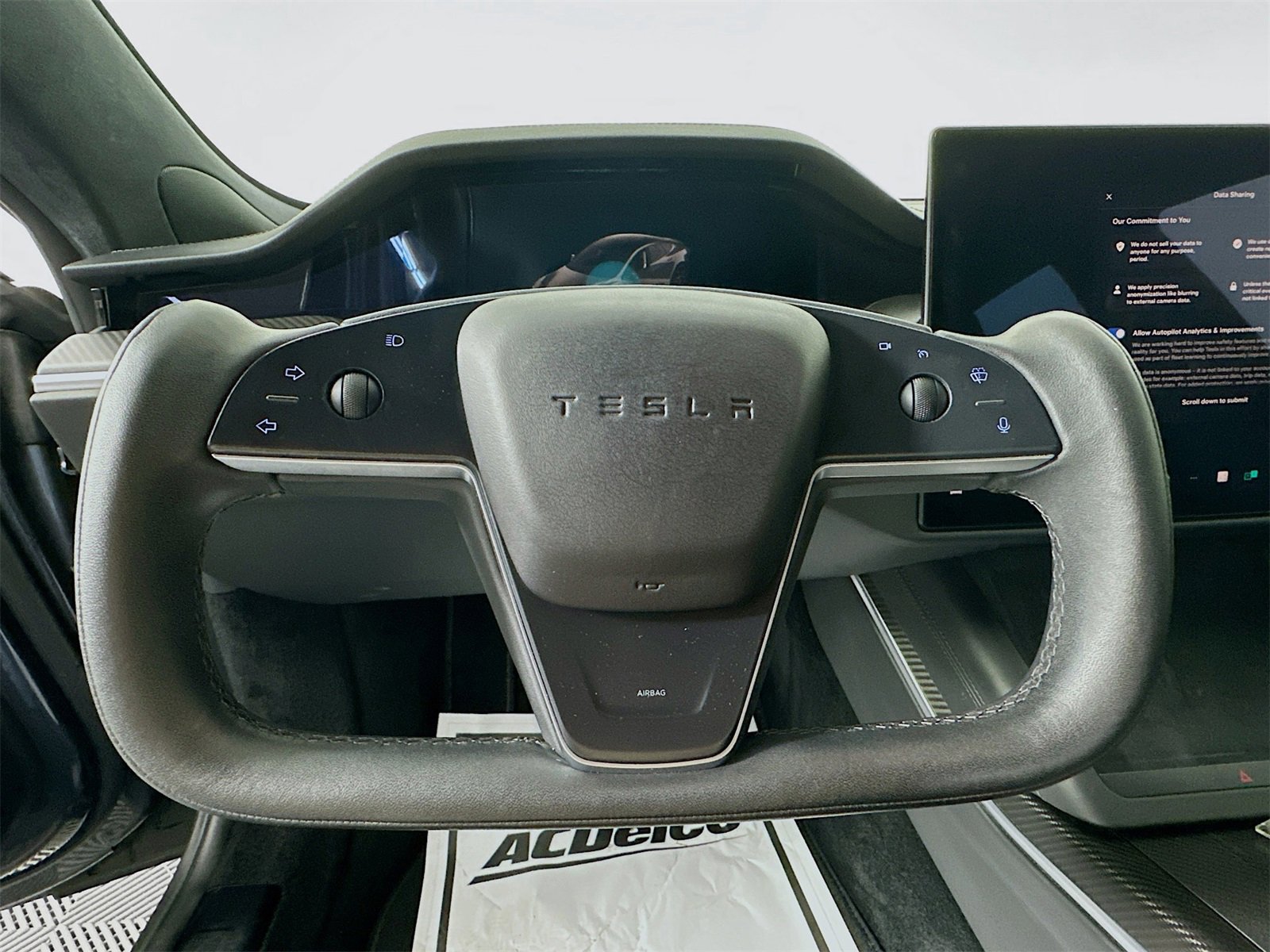 Used 2021 Tesla Model S Plaid image 10