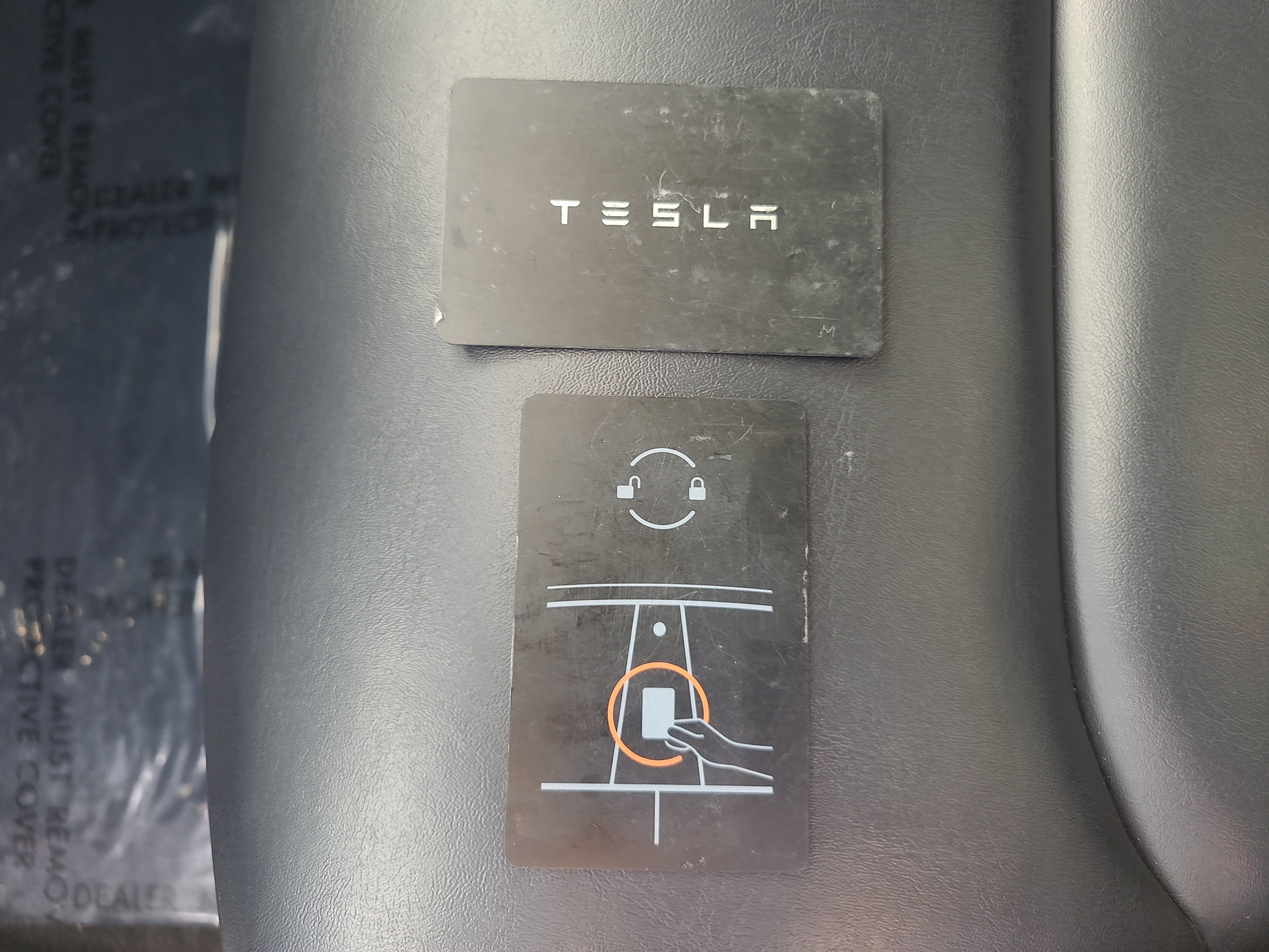 Used 2022 Tesla Model Y Long Range AWD/4WD image 32