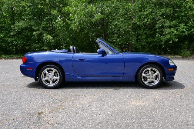 Used 1999 MAZDA MX-5 Miata 10th Anniversary Edition RWD image 50