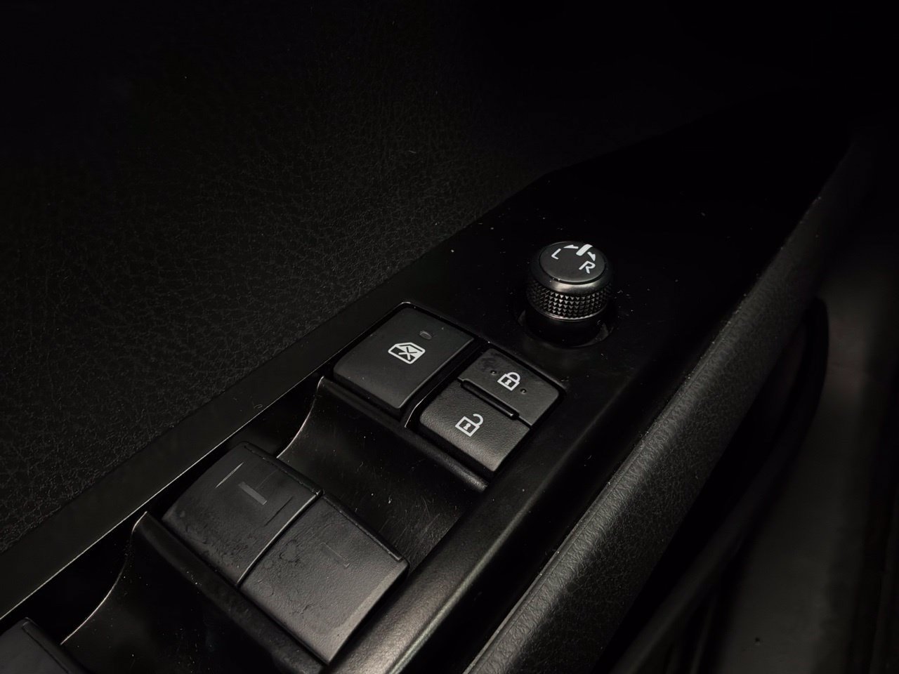 Used 2026 Toyota Camry LE FWD image 23