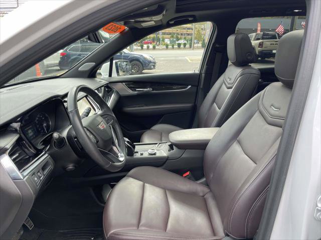 Used 2023 Cadillac XT6 Premium Luxury image 12