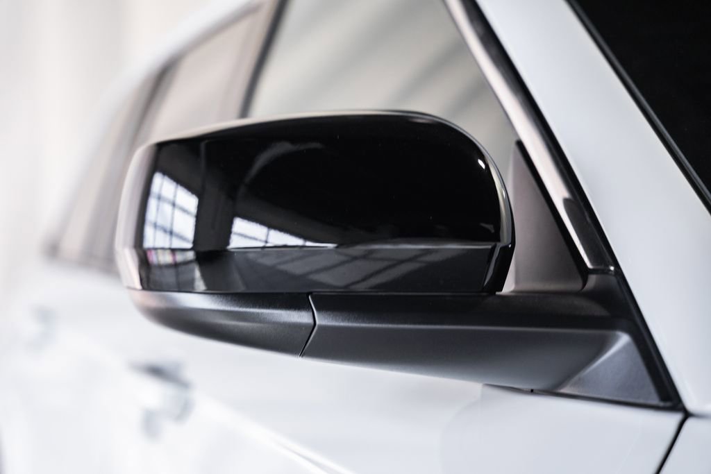 New 2025 Jeep Grand Cherokee Laredo X w/ Luxury Tech Group I image 15