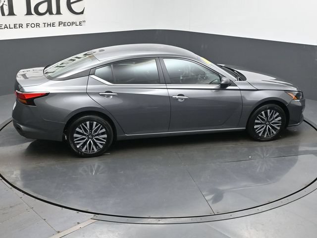 Used 2025 Nissan Altima 2.5 SV AWD/4WD image 54