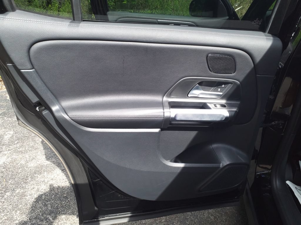 Certified 2024 Mercedes-Benz GLB 250 image 20