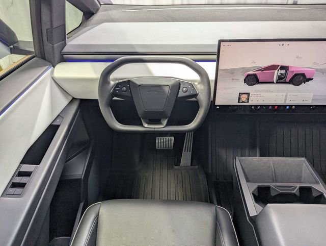 Used 2024 Tesla Cybertruck AWD Crew Cab image 7
