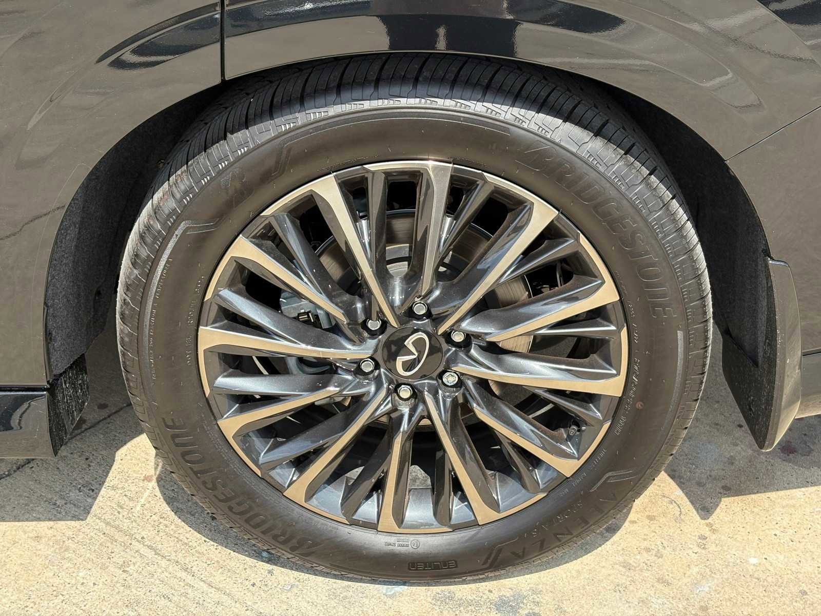 New 2026 INFINITI QX80 Autograph image 9