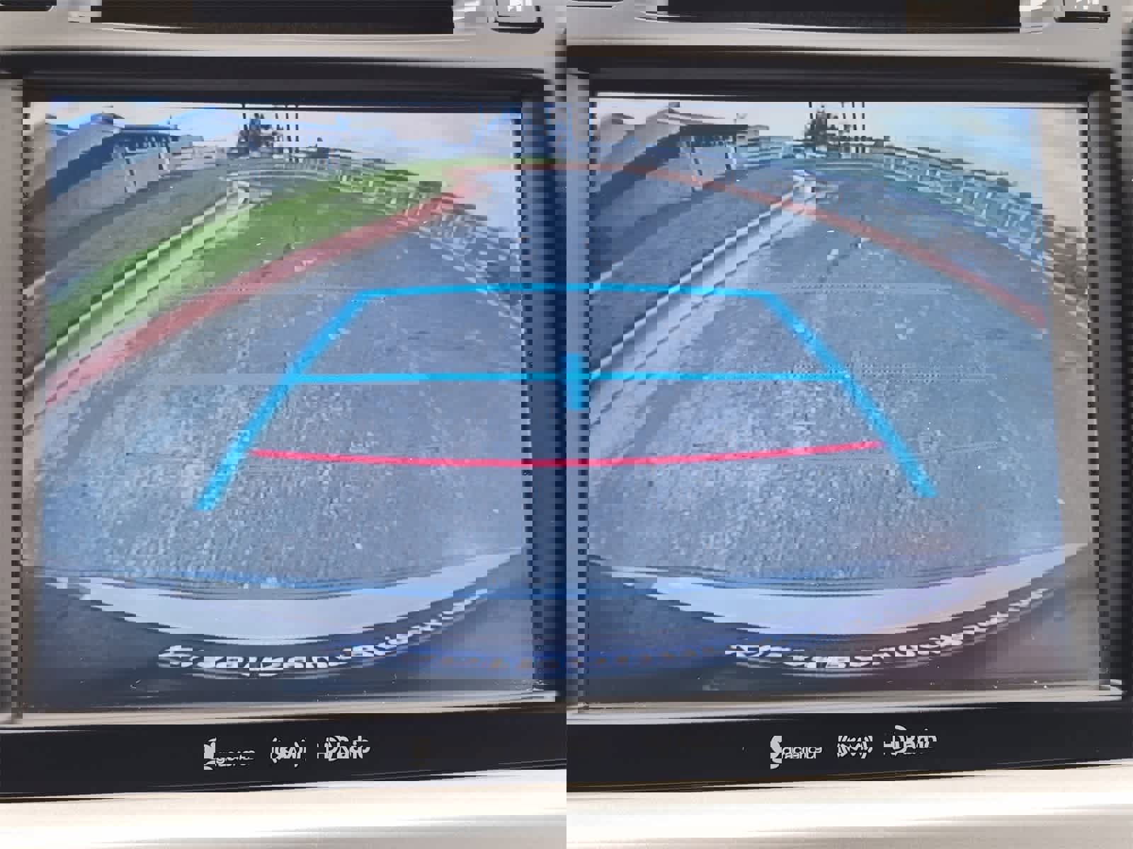 Used 2016 Toyota Highlander XLE image 18