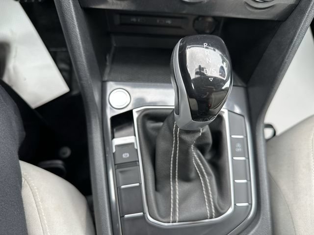 Used 2023 Volkswagen Tiguan S FWD image 21