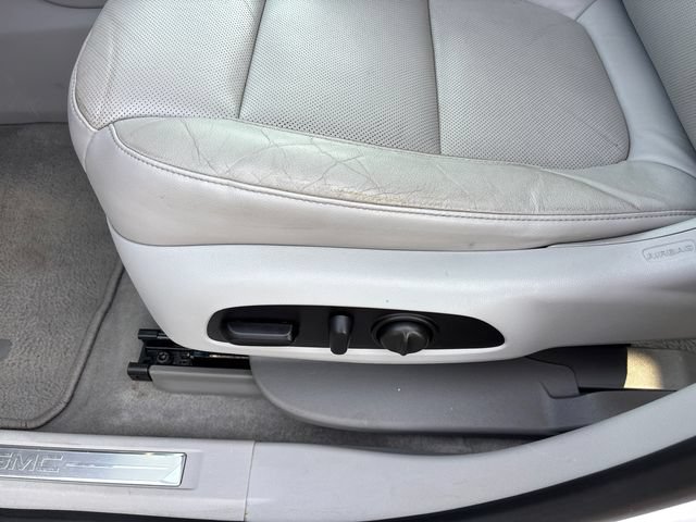 Used 2017 GMC Acadia SLT FWD image 7