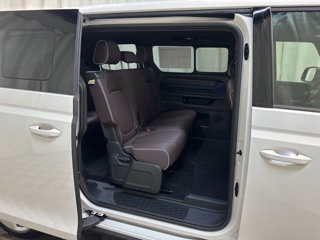 New 2025 Volkswagen ID. Buzz Pro S image 33