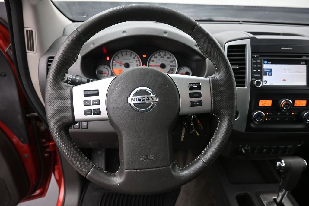 Used 2013 Nissan Frontier PRO-4X w/ Pro-4x Luxury Pkg AWD/4WD image 27