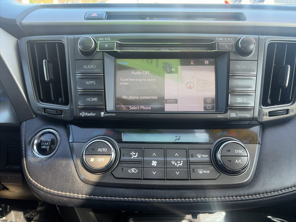 Used 2014 Toyota RAV4 Limited AWD/4WD image 7