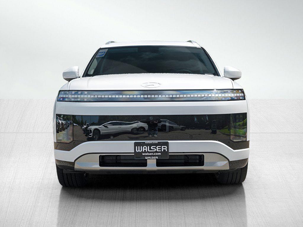 New 2026 Hyundai Ioniq 9 SEL image 2