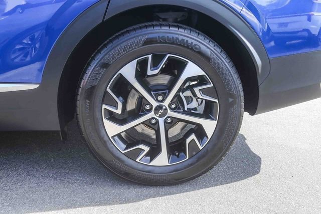 Certified 2023 Kia Sportage EX image 12