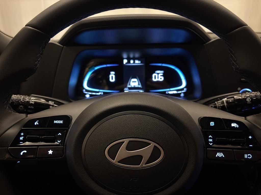 Certified 2026 Hyundai Elantra Sport FWD image 13