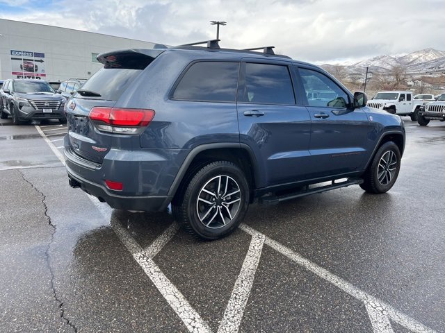 Used 2021 Jeep Grand Cherokee Trailhawk image 3