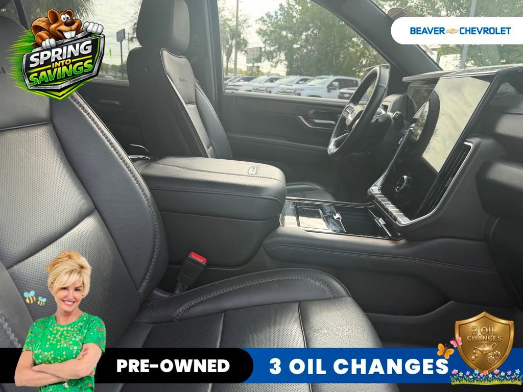 Used 2025 GMC Yukon XL Denali image 11