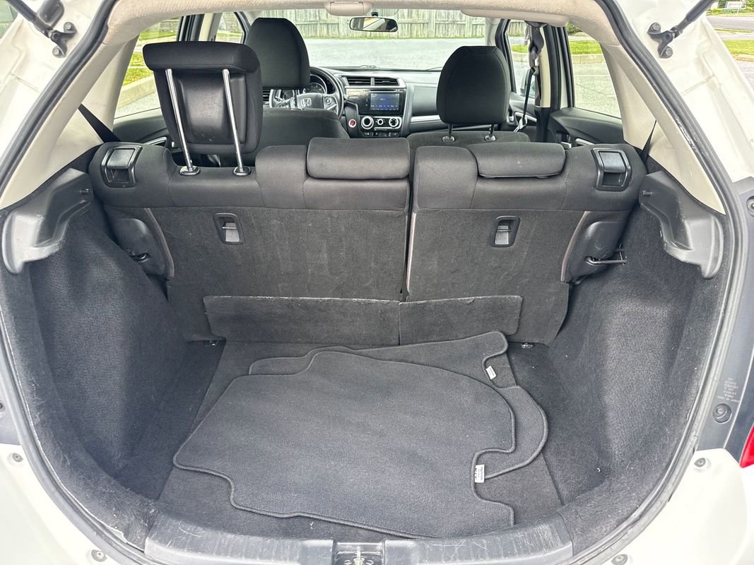 Used 2016 Honda Fit EX image 12