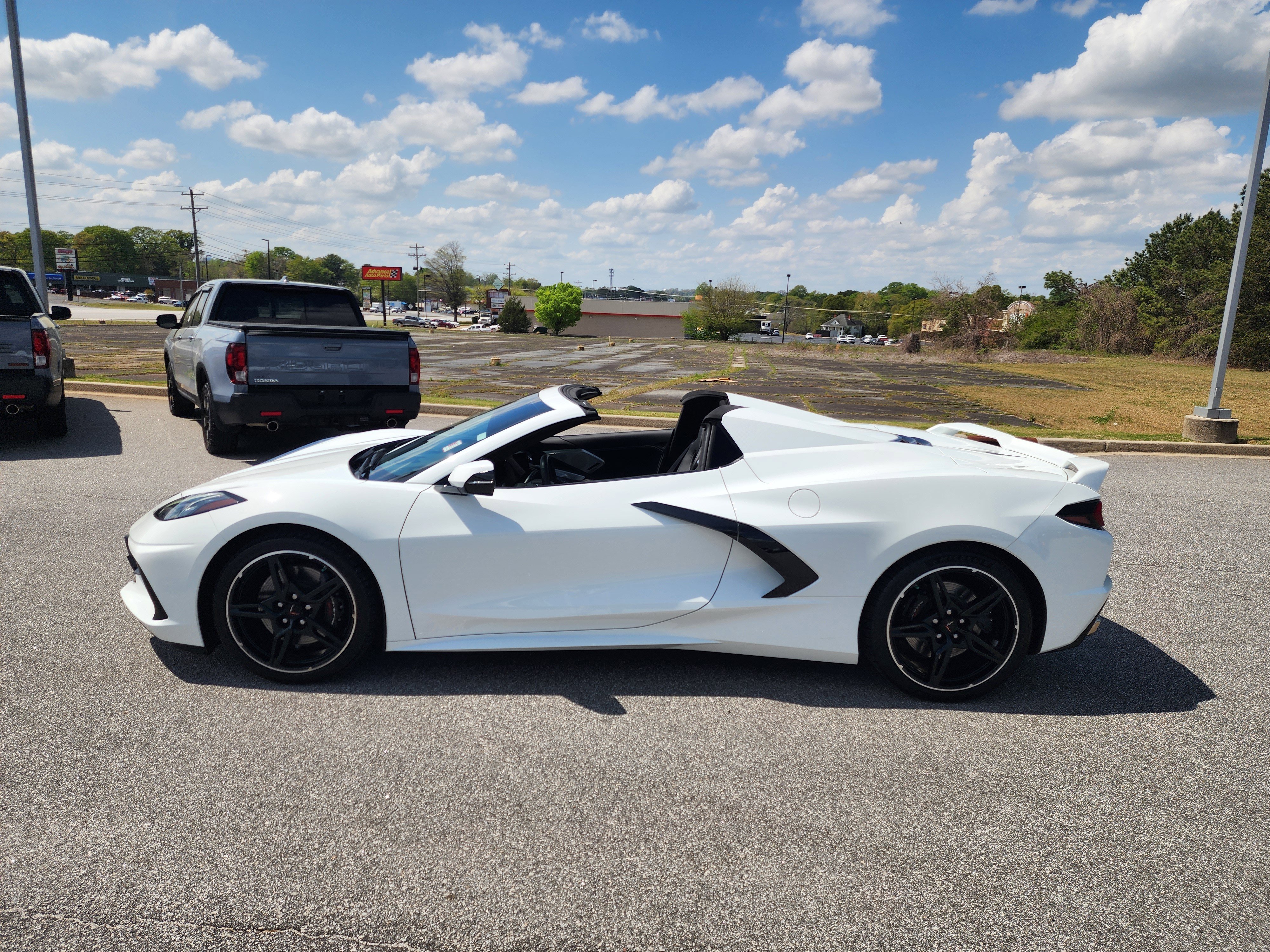 Used 2023 Chevrolet Corvette Stingray Premium Conv w/ Z51 Performance Package RWD image 8