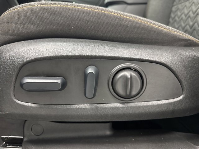 Used 2024 Chevrolet Equinox LT image 10