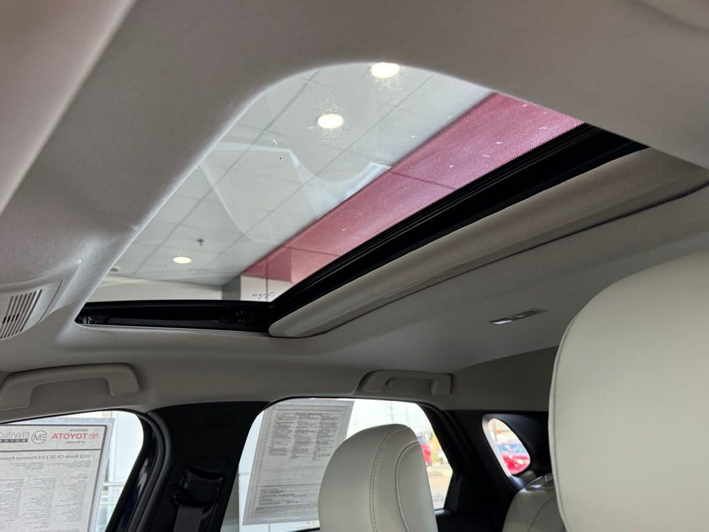 Used 2022 MAZDA CX-30 AWD 2.5 S w/ Premium Package image 22