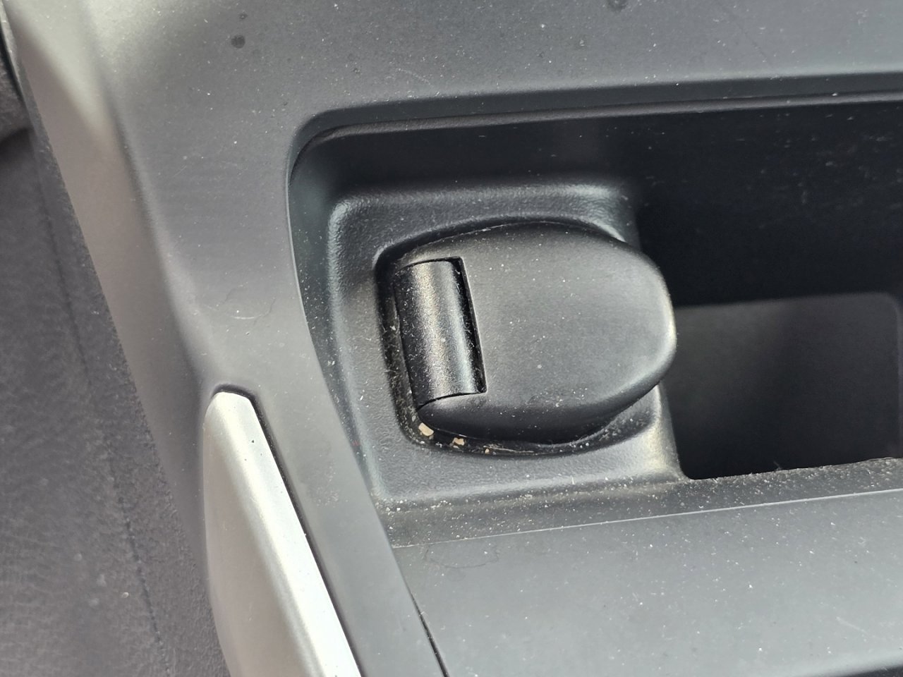 Used 2017 Nissan Sentra S FWD image 23