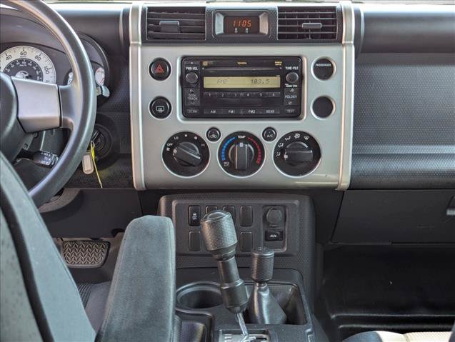 Used 2010 Toyota FJ Cruiser 4WD image 14