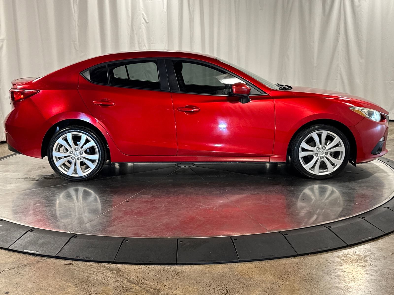 Used 2015 MAZDA MAZDA3 i Sport FWD image 9