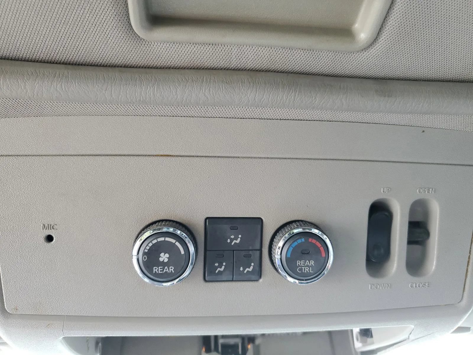 Used 2009 INFINITI QX56 2WD image 24