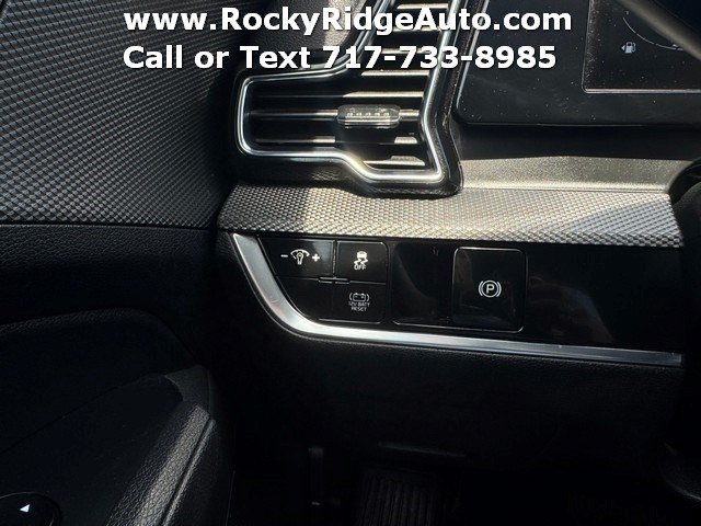 Used 2023 Kia Sportage LX AWD/4WD image 30