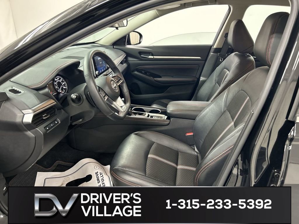 Used 2023 Nissan Altima 2.5 SR image 9