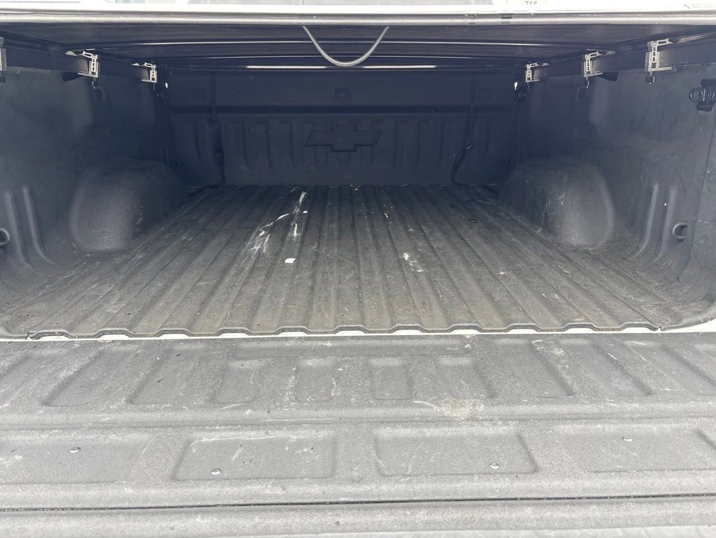 Used 2016 Chevrolet Silverado 1500 High Country w/ High Country Premium Package AWD/4WD image 12