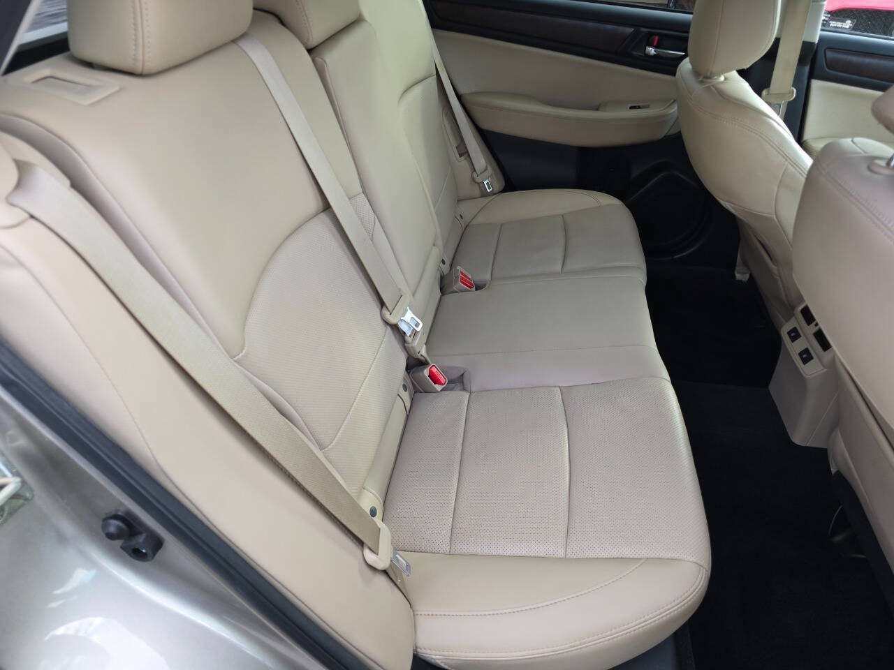 Used 2015 Subaru Outback 2.5i Limited AWD/4WD image 26