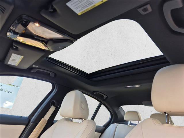 Used 2020 BMW 330i Sedan w/ Convenience Package RWD image 16
