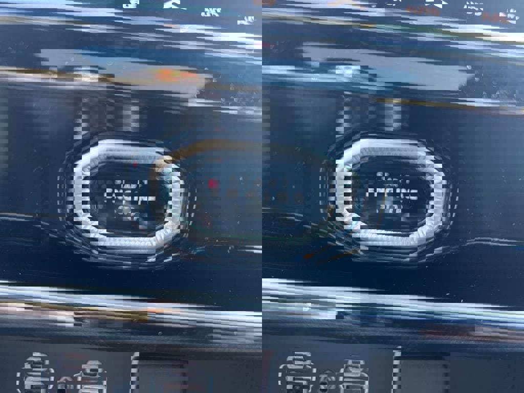 New 2026 Jeep Grand Cherokee Laredo image 29