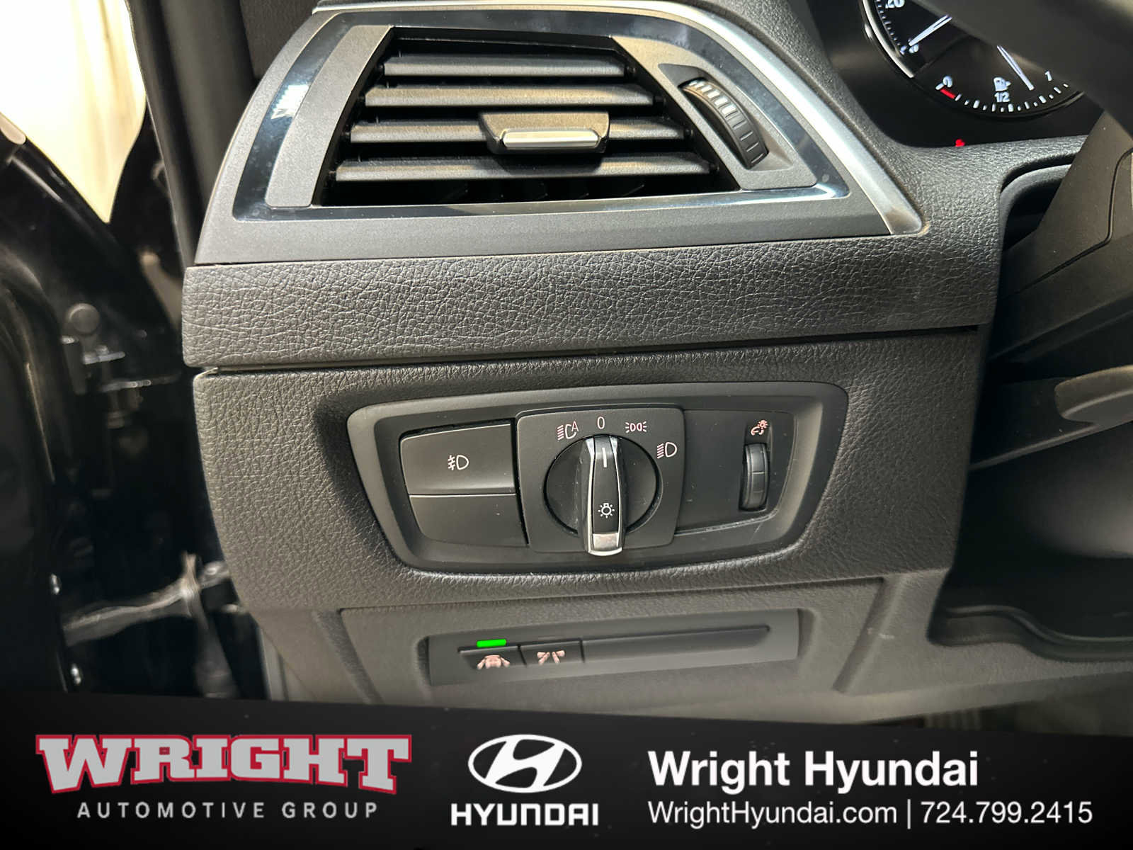 Used 2020 BMW 230i xDrive Coupe w/ Convenience Package image 21