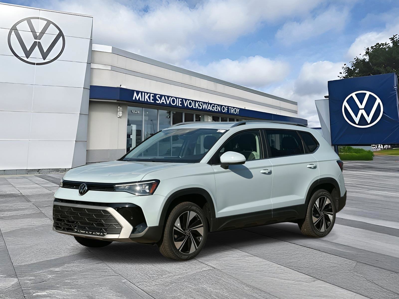 New 2025 Volkswagen Taos SE