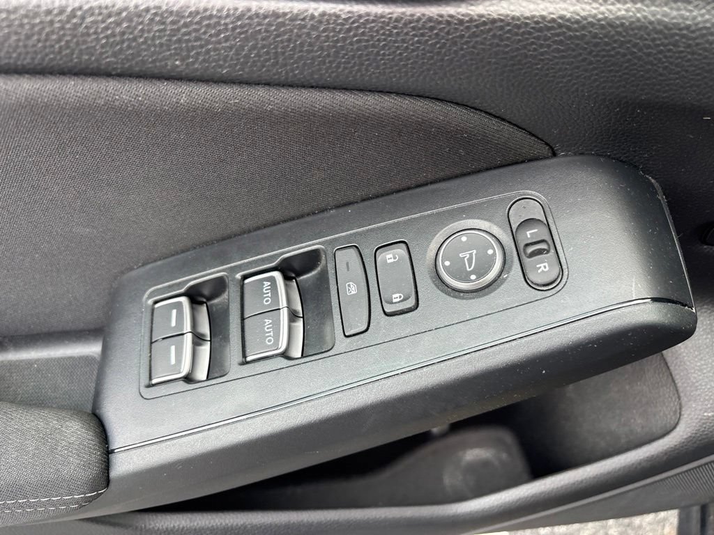 Used 2023 Honda Civic LX image 13