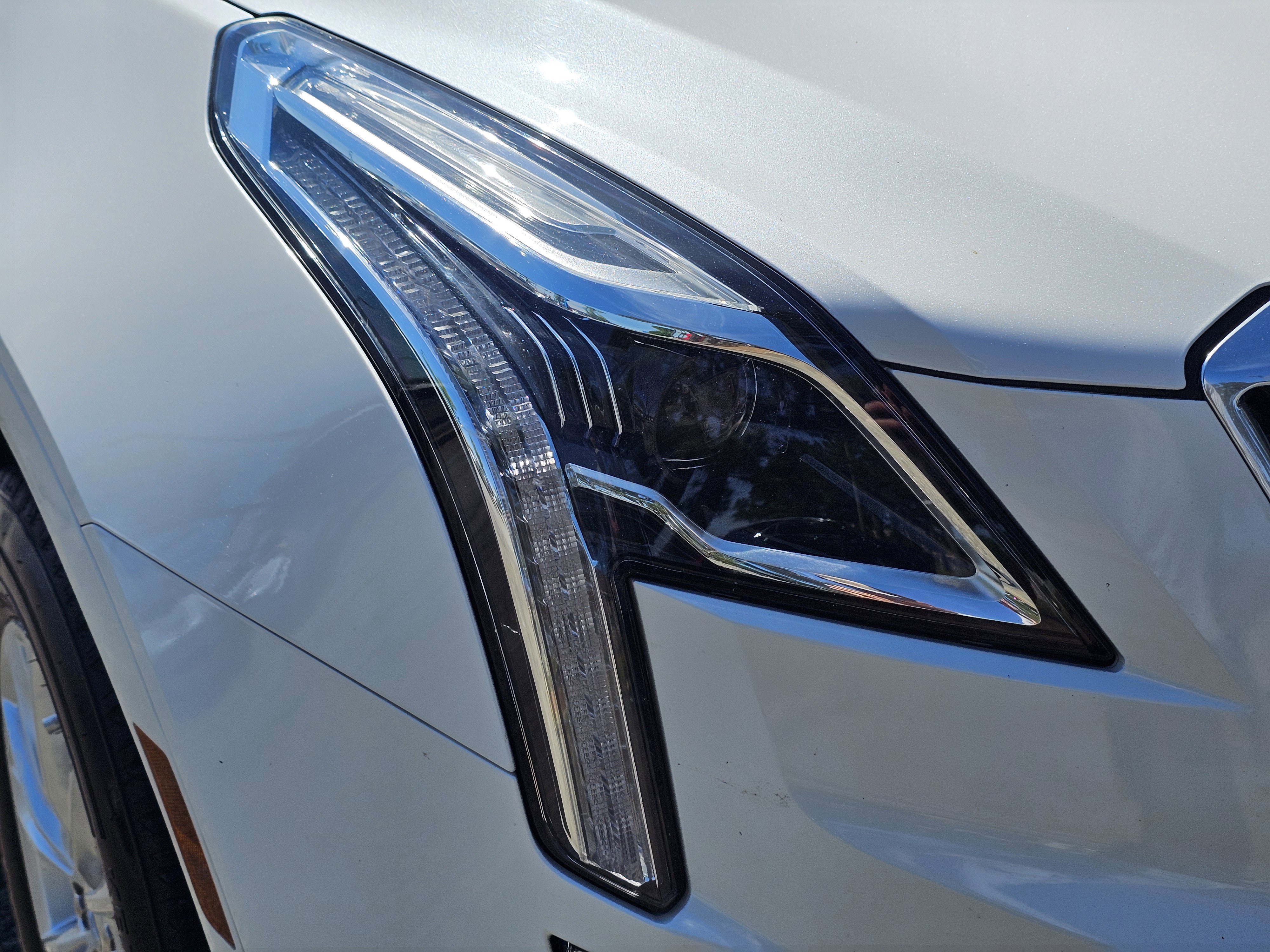 Used 2023 Cadillac XT5 Luxury FWD image 4