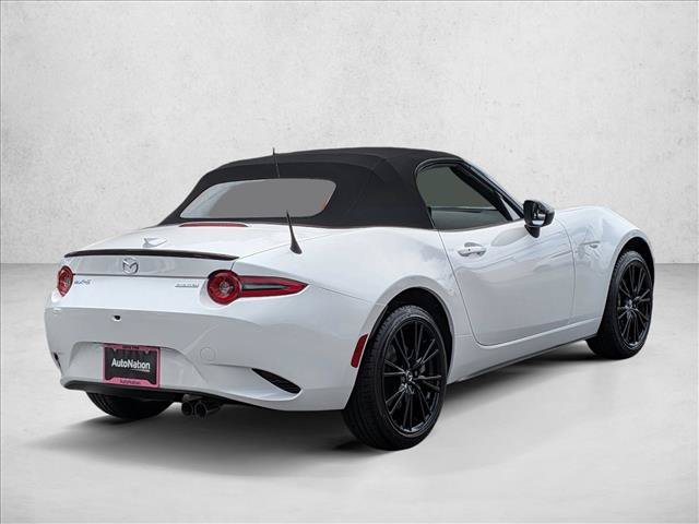 New 2026 MAZDA MX-5 Miata Club w/ Interior Package RWD image 2