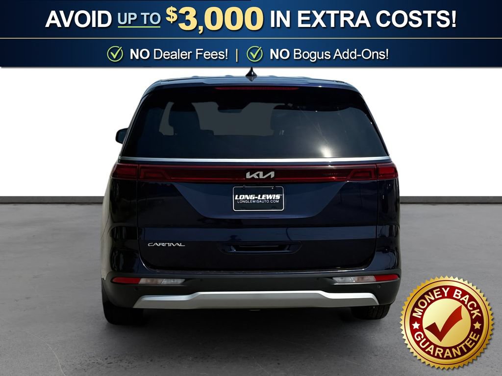 Used 2023 Kia Carnival LX FWD image 5