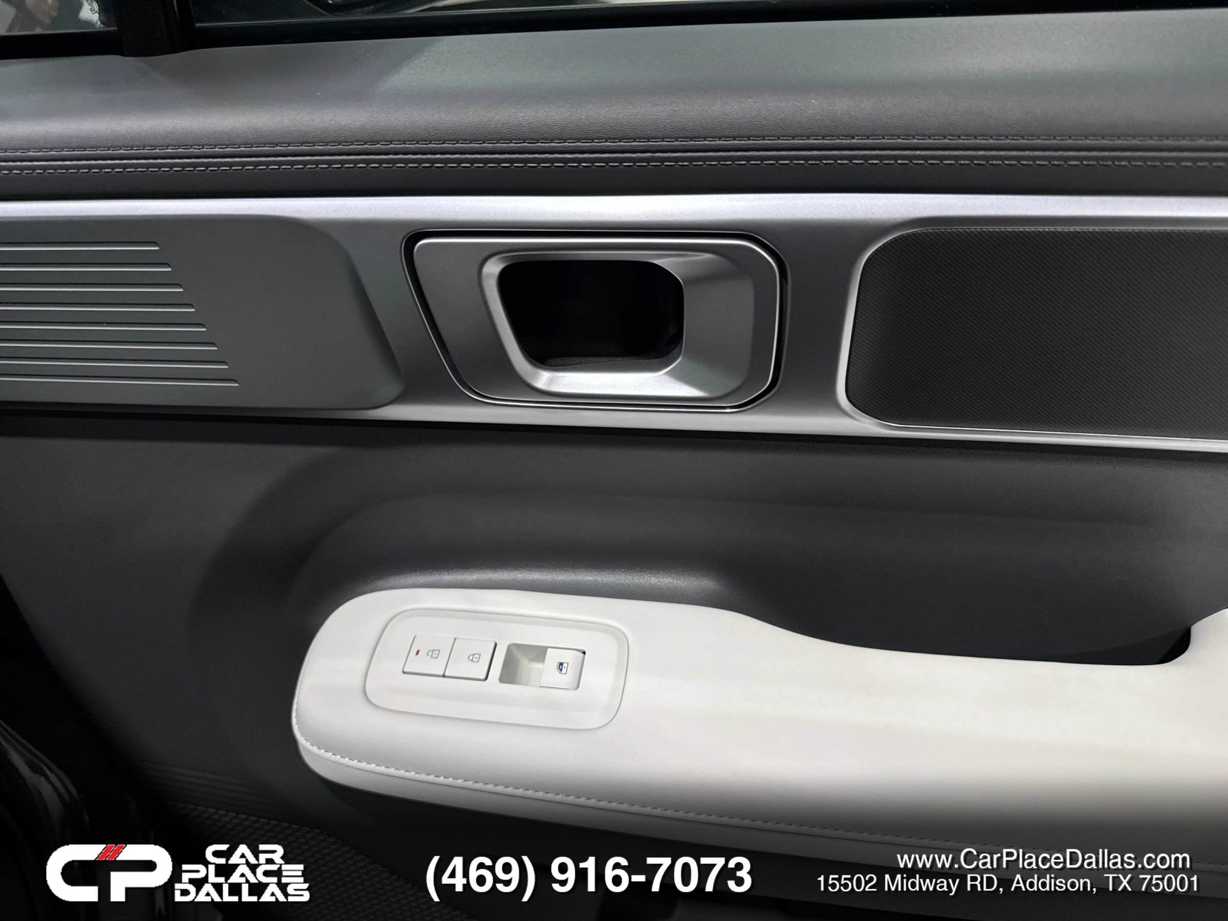 Used 2026 Hyundai Santa Fe SEL FWD image 24